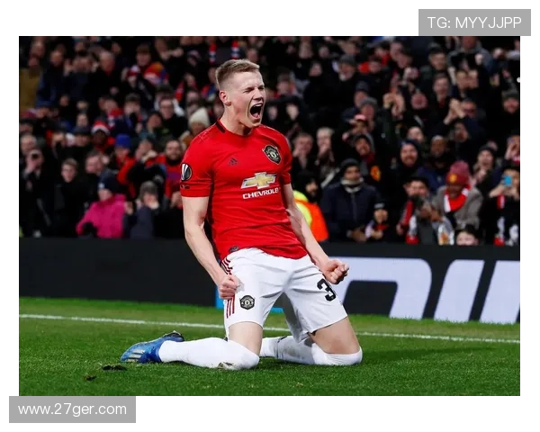 麦克托米奈倒钩壁画助苏返世界杯